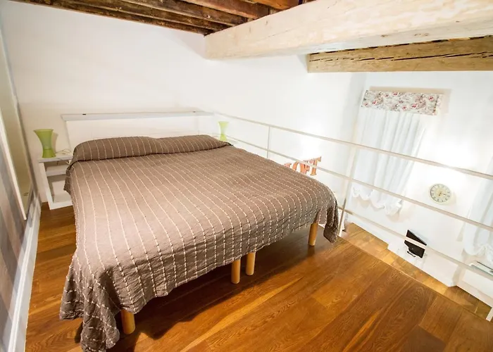 Apartament Charming Santa Croce Loft