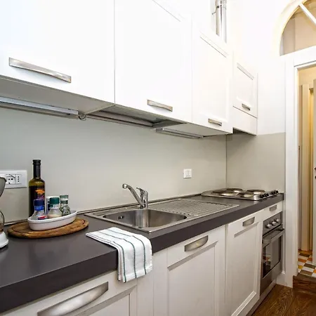 Charming Santa Croce Loft *